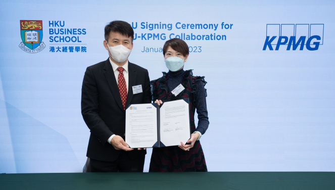 (From left) Professor Hongbin Cai, Dean of HKU Business School, and Ms. Ivy Cheung, Managing Partner of Hong Kong, KPMG China signed the MoU today.